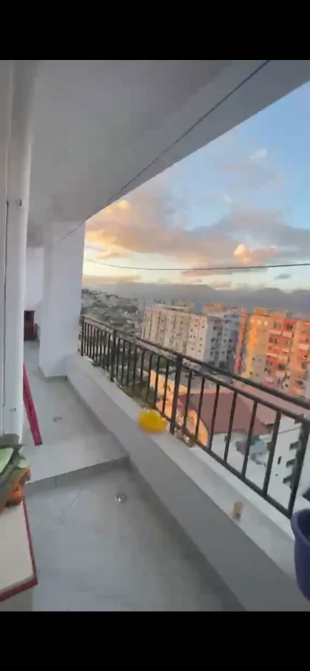Tirane, jepet me qera apartament 2+1+Aneks Kati 9, 95 m² 449 € 