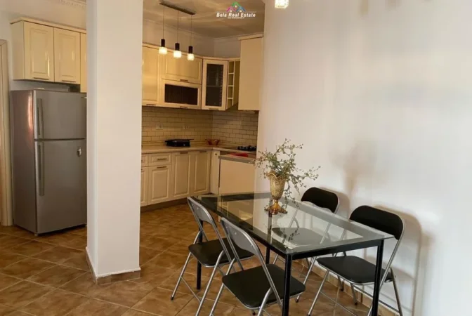 Tirane, jepet me qera apartament 1+1 Kati 3, 70 m² 370 € (Rruga Muhamet Deliu)
