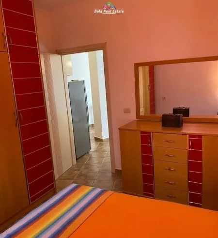 Tirane, jepet me qera apartament 1+1 Kati 3, 70 m² 370 € (Rruga Muhamet Deliu)
