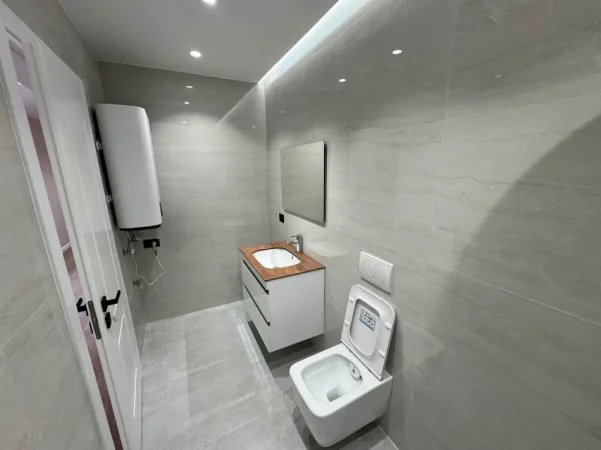 Tirane, jepet me qera apartament Kati 11, 104 m² 700 € (Rruga Tish Dahia)