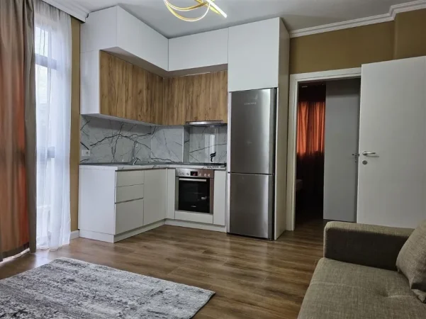 Tirane, jepet me qera apartament 2+1 Kati 3, 80 m² 550 € (RRUGA E DIBRES)