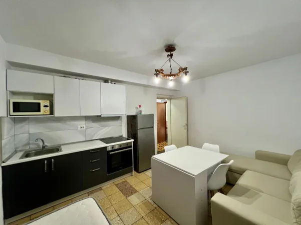 Qira, Apartament 1+1, ”Ali Dem”, Tiranë. 370 euro