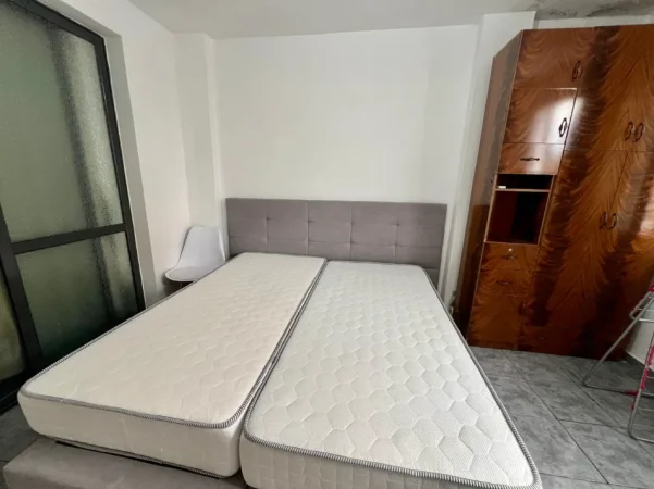 Qira, Apartament 1+1, ”Ali Dem”, Tiranë. 370 euro