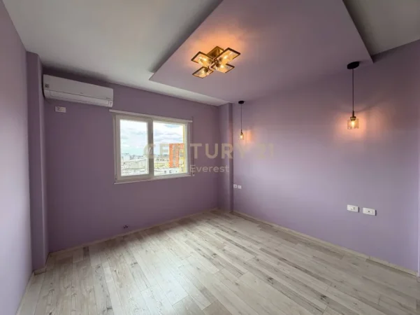 Tirane, shitet apartament 2+1 Kati 4, 106 m² 235.000 € (ish restorant durresi)