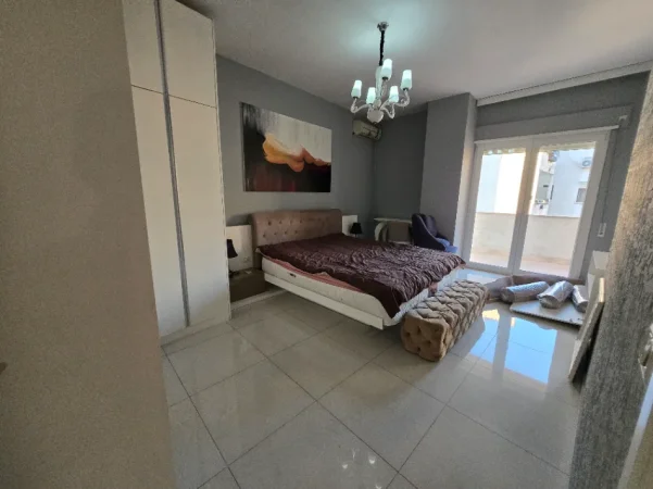 Te Selvia, Jap me qera apartament 1+1 totalisht i mobiluar. 60.000leke . 10 min nga qendra