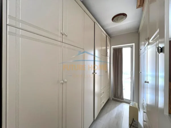 Tirane, jepet me qera apartament 2+1+Ballkon Kati 10, 125 m² 1.500 € 