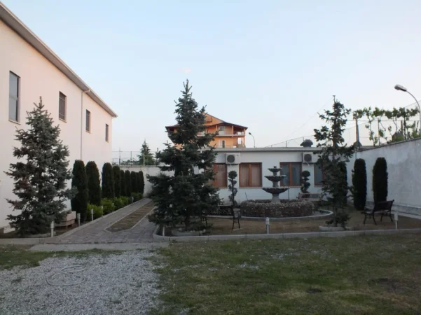 Shkoder, shitet magazine Kati 2, 3.000 m² 700.000 € 