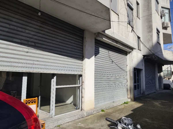 Shkoder, shitet dyqan Kati 0, 88 m² 139.000 € 