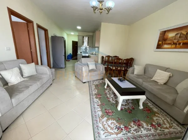 Tirane, jepet me qera apartament 2+1+Ballkon Kati 5, 90 m² 650 € (Rruga e Dibres)