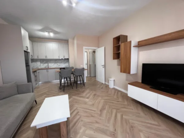 Tirane, jepet me qera apartament 1+1 Kati 6, 70 m² 550 € (Vilat Gjermane)