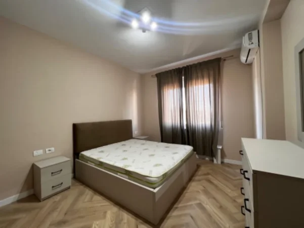 Tirane, jepet me qera apartament 1+1 Kati 6, 70 m² 550 € (Vilat Gjermane)
