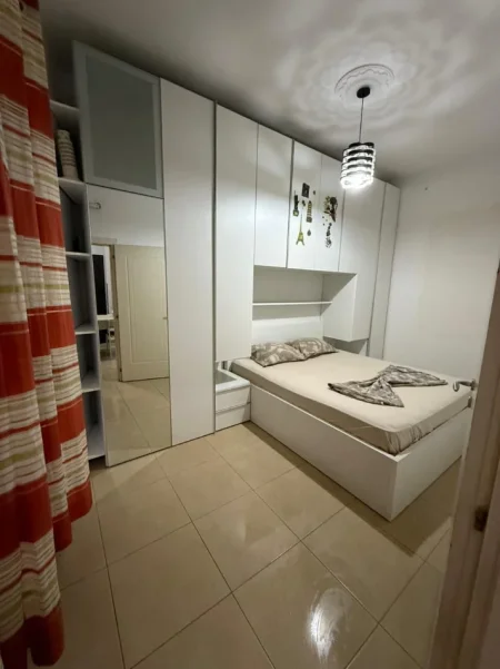 Tirane, jepet me qera apartament 1+1 Kati 3, 60 m² 500 € (Shkolla Mihal Grameno ne Ali Dem)