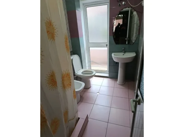 Tirane, jepet me qera 2+1 Kati 3, 124 m² 370 € (Kodra e Priftit)
