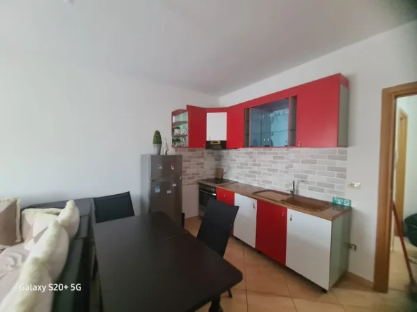 Tirane, jepet me qera apartament 1+1 Kati 5, 60 m² (ASTIR)