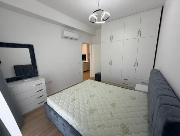 Tirane, jepet me qera apartament 1+1 Kati 4, 69 m² 500 € (Astir, Urban Gate)