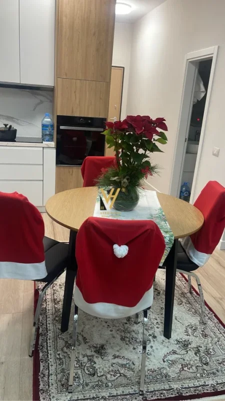 Tirane, jepet me qera apartament 1+1+Ballkon Kati 3, 75 m² 670 € (KOPSHTI BOTANIK)