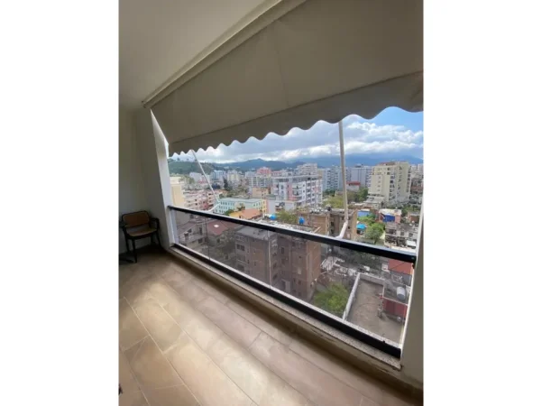 Vlore, shitet apartament 2+1+Ballkon Kati 8, 108 m² 165.000 € (Trasballkanike)