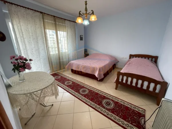 Tirane, jap me qera apartament 2+1 Kati 6, 90 m² 650 € (Rruga e Dibrës)