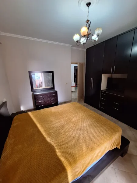Shqiperi, jepet me qera apartament 2+1+Ballkon Kati 4, 64 m² 550 € (Kristal Center)