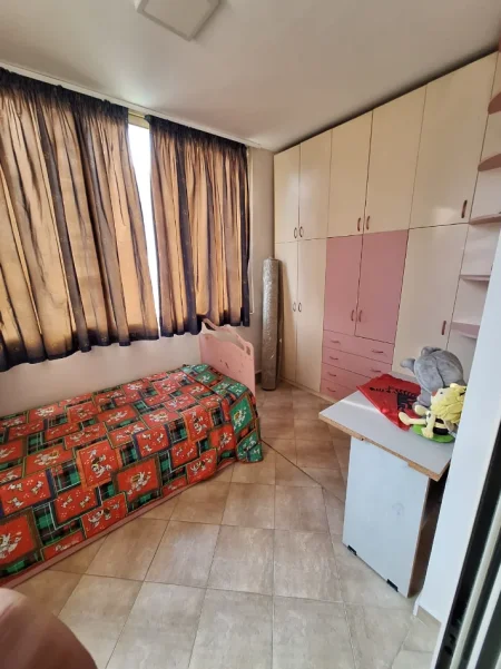 Shqiperi, jepet me qera apartament 2+1+Ballkon Kati 4, 64 m² 550 € (Kristal Center)