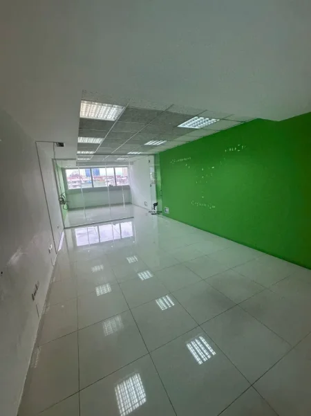 Tirane, jepet me qera zyre Kati 11, 145 m² 2.620 € (BLLOK)