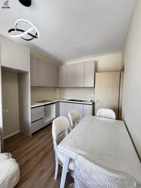 Tirane, shitet apartament 2+1 Kati 4, 74 m² 145.000 € (Astir)