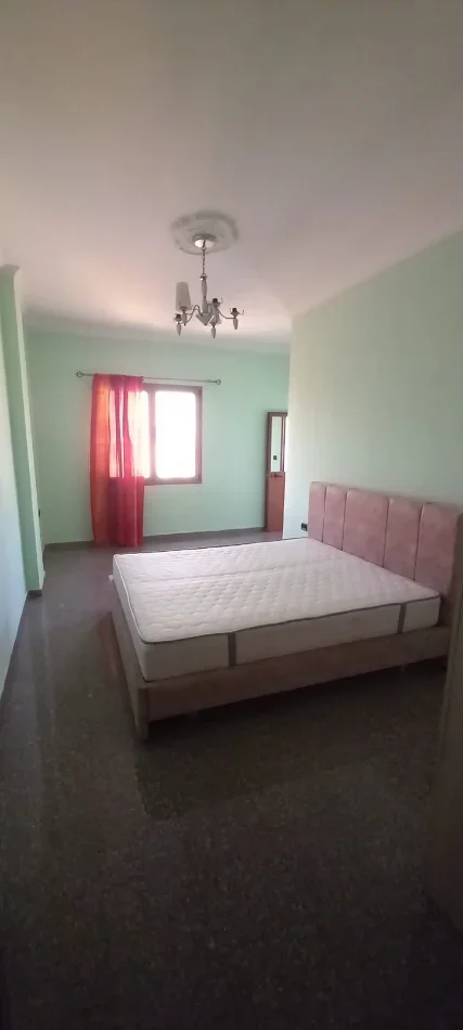 Tirane, jepet me qera apartament 2+1+Ballkon Kati 2, 104 m² 400 € (Rrethrotullimi i Shkozes)