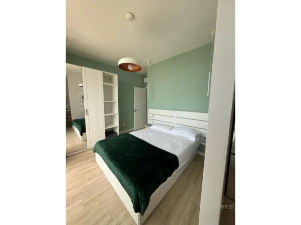 Shqiperi, shitet apartament 2+1 Kati 1, 650.000 € (DHERMI)