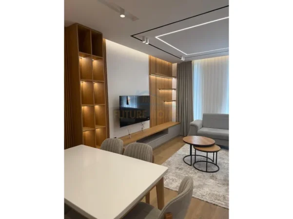 Tirane, jepet me qera apartament 1+1+Ballkon Kati 3, 680 € (unaza e re)