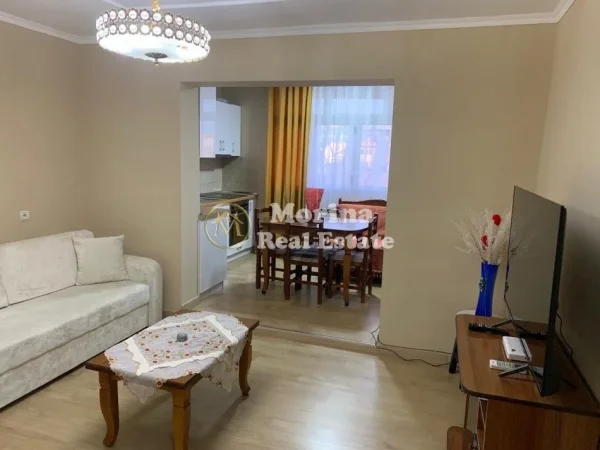 Tirane, jepet me qera apartament 1+1 Kati 3, 70 m² 450 € (Pediatria)