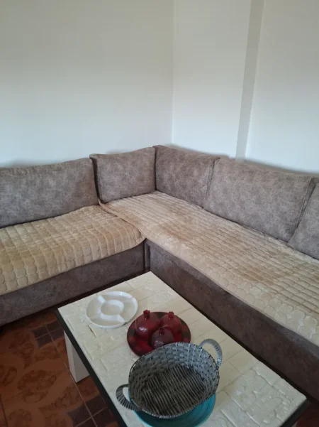 Tirane, jepet me qera apartament 1+1 Kati 2, 71 m² 450 € 