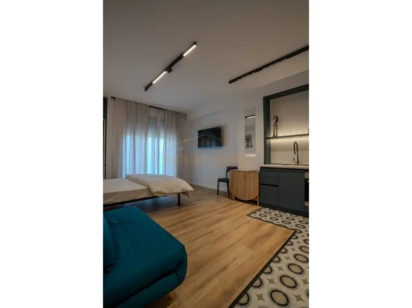 Tirane, Shitet Apartament 1+1  (I ndare ne 2 Garsoniere)   Kati 4, 74 m² 164.000 €    (Rruga Siri Kodra)