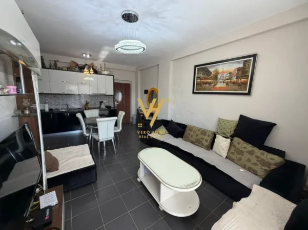 Durres, shitet apartament 1+1+Ballkon Kati 3, 63 m² 63.000 € (SHKEMBI I KAVAJES)