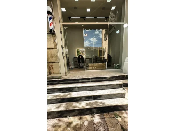 Tirane, shes ambjent biznesi Kati 0, 24 m² 165.000 € 