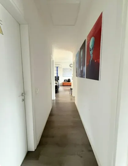 Tirane, jepet me qera zyre Kati 9, 125 m² 942 € (Komuna e Parisit)