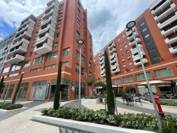 Tirane, jepet me qera zyre Kati 1, 566 m² 11.500 € 