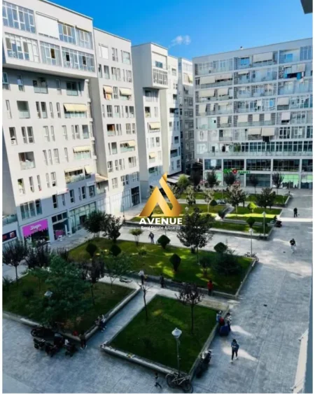 Tirane, jepet me qera ambjent biznesi Kati 0, 140 m² 2.400 € (Rruga Anton Lufi)