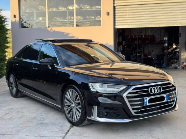 Tirane, shitet makine Audi A8 L Nafte, e zeze automatik Kondicioner 134.000 km 48.001 €