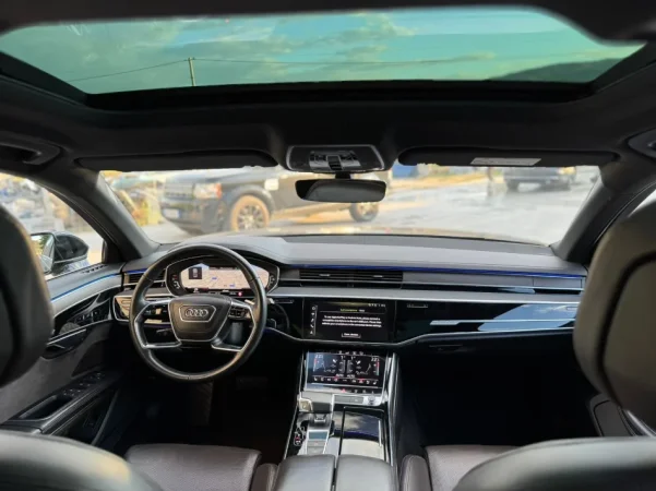 Tirane, shitet makine Audi A8 L Nafte, e zeze automatik Kondicioner 134.000 km 48.001 €