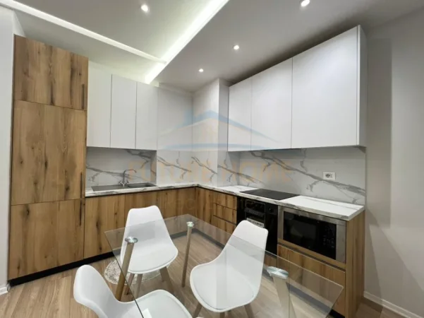 Tirane, shitet apartament 1+1+Ballkon Kati 6, 63 m² 155.000 € (JORDAN MISJA,BULEVARDI I RI)