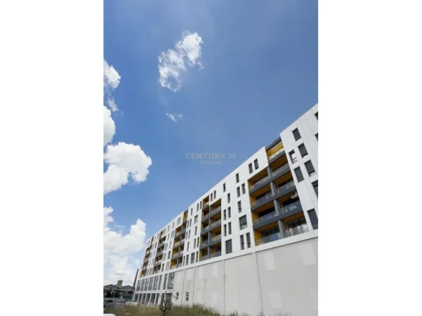 Tirane, jepet me qera ambjent biznesi , 170 m² 1.500 € 