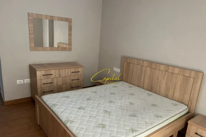 Tirane, jepet me qera apartament 2+1 Kati 1, 105 m² 500 € (ASTIR)
