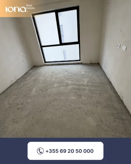 Mali Robit, shitet apartament 2+1 Kati 3, 79 m² 111.500 € (200 m larg detit)