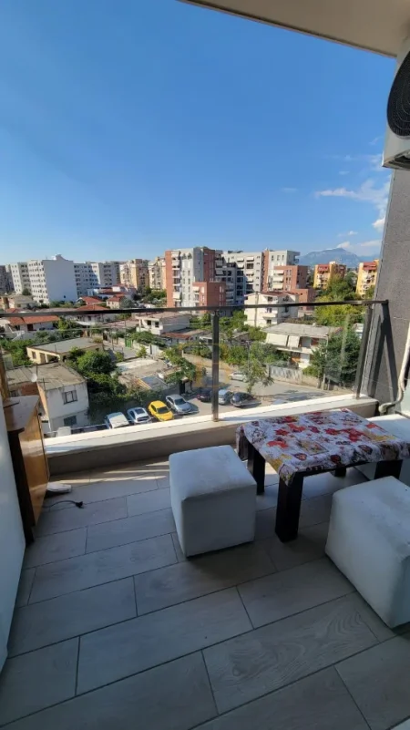 Tirane, shes apartament 2+1+Ballkon Kati 4, 121 m² 280.000 € (NDRE MJEDA)