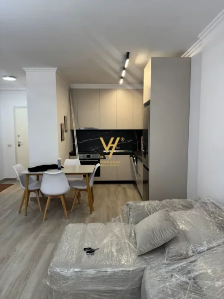 Tirane, jepet me qera apartament 1+1+Ballkon Kati 2, 65 m² 620 € (BULEVARDI I RI)