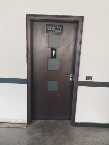 Tirane, shes aksesore OKAZION. MBYLLET HOTEL ☆☆☆☆ SHITEN 10 DYER DRURI PËRMASA TË NDRYSHME.
