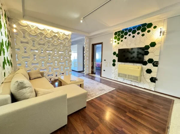 Tirane, jepet me qera apartament 2+1+Aneks+Ballkon Kati 9, 100 m² 800 € 
