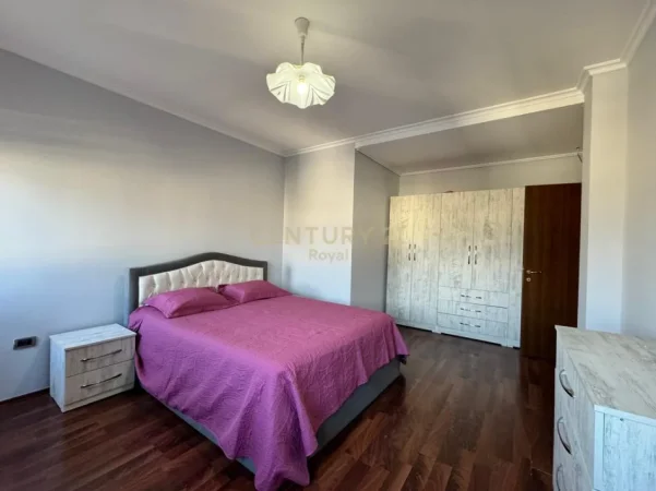 Tirane, jepet me qera apartament 2+1+Aneks+Ballkon Kati 9, 100 m² 800 € 