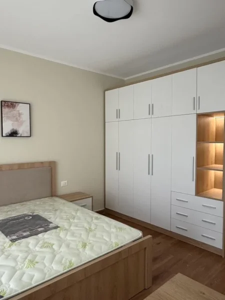 Tirane, jepet me qera apartament 1+1 Kati 6, 75 m² 500 € (Rruga Dritan Hoxha)