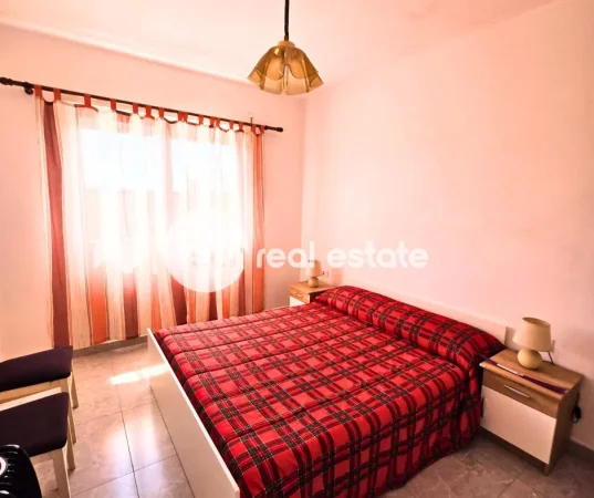 Shkoder, jepet me qera apartament 2+1+Ballkon Kati 5, 92 m² (PREK CALI)